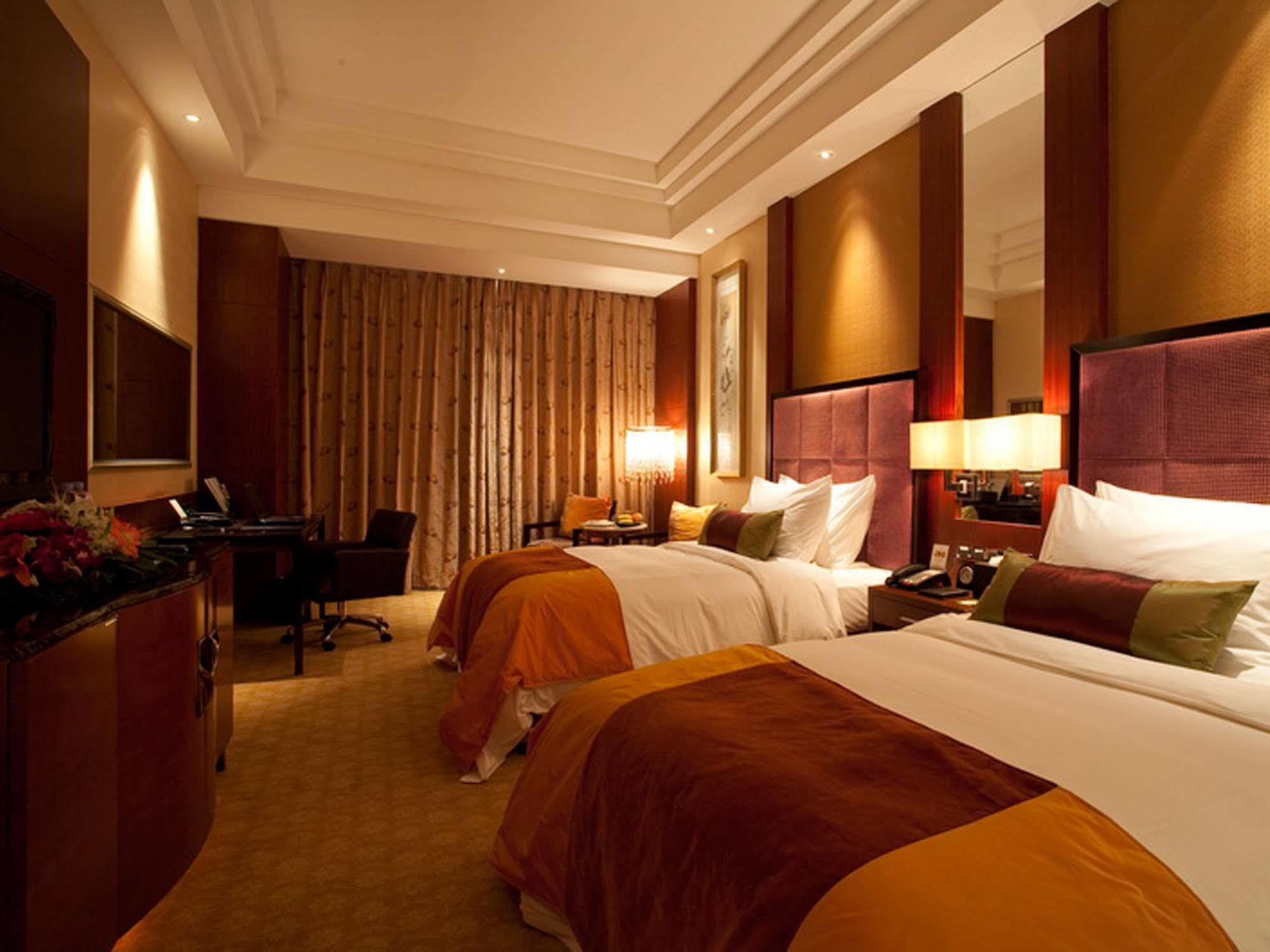 Celebrity City Hotel Csengtu Kültér fotó